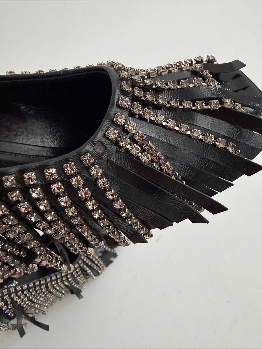 Chloe Mona crystal-embellished fringed leather pumps Archive 7 Boho Romantic - Picture 9 of 12